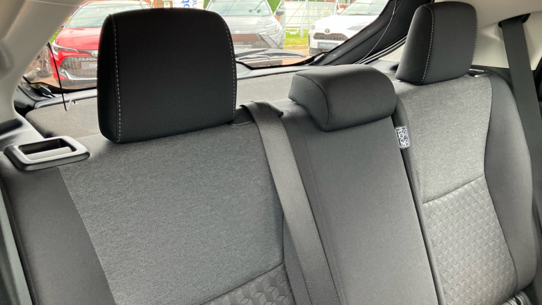 Toyota Yaris 1.5 Hybrid Design 5dr CVT Hybrid Hatchback